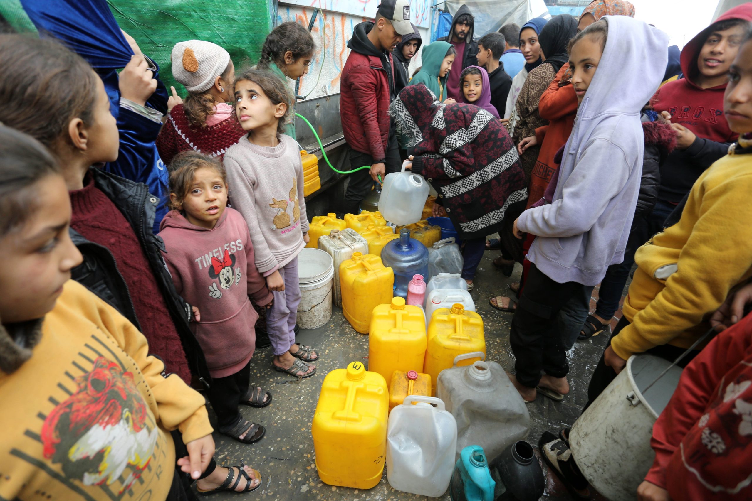 WHO: Allow more aid into Gaza or risk famine