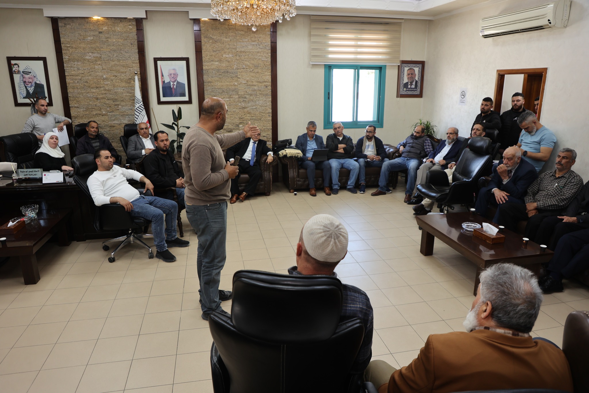 IOA seizes 64 dunums in al-Khalil to establish a settlement