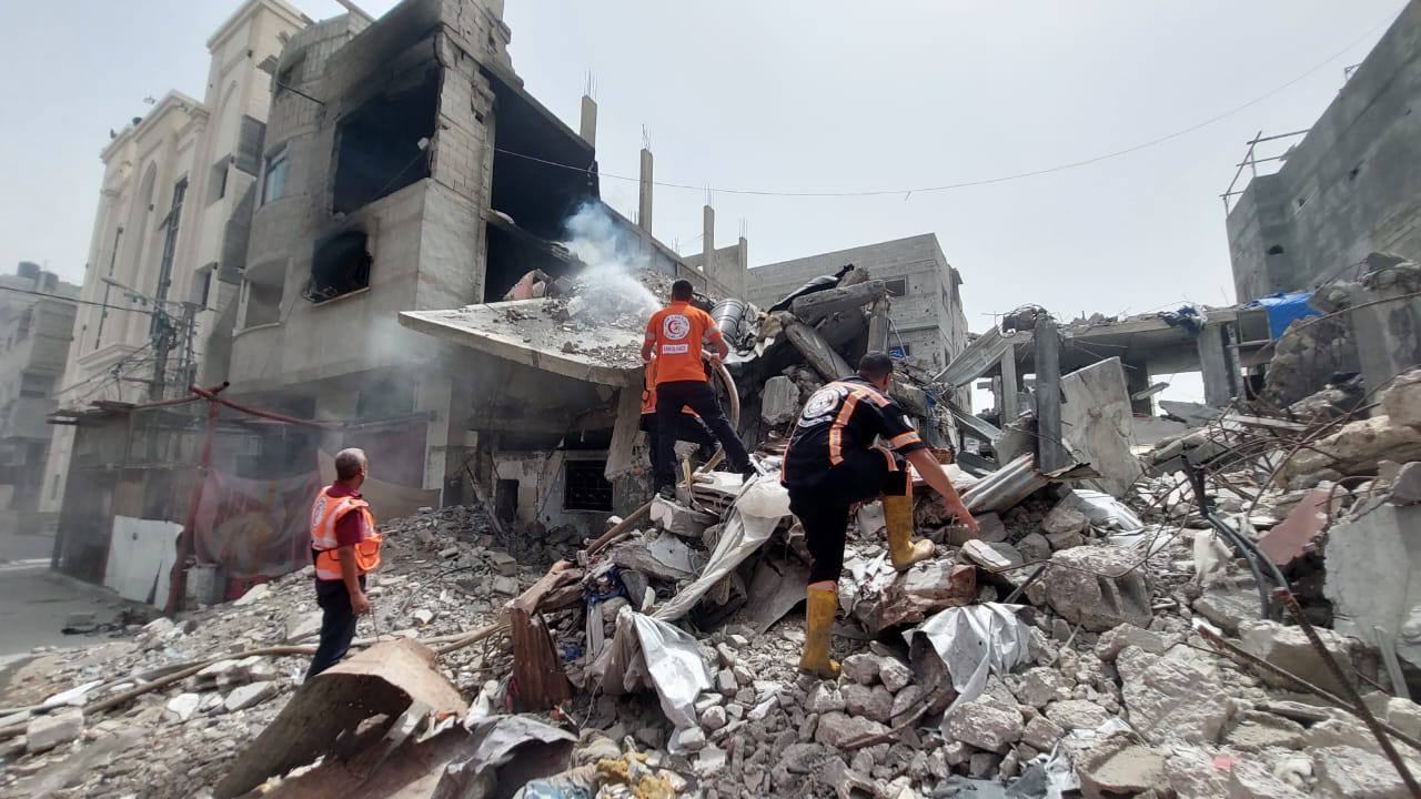 Civil Defense demands enabling its crews to operate in northern Gaza