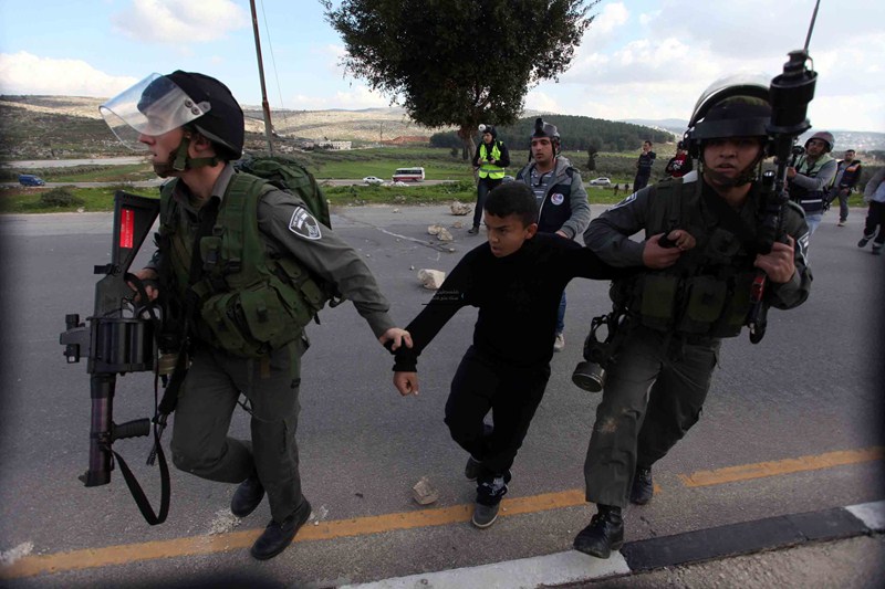 Israeli Officers Torture Detained Palestinian Children